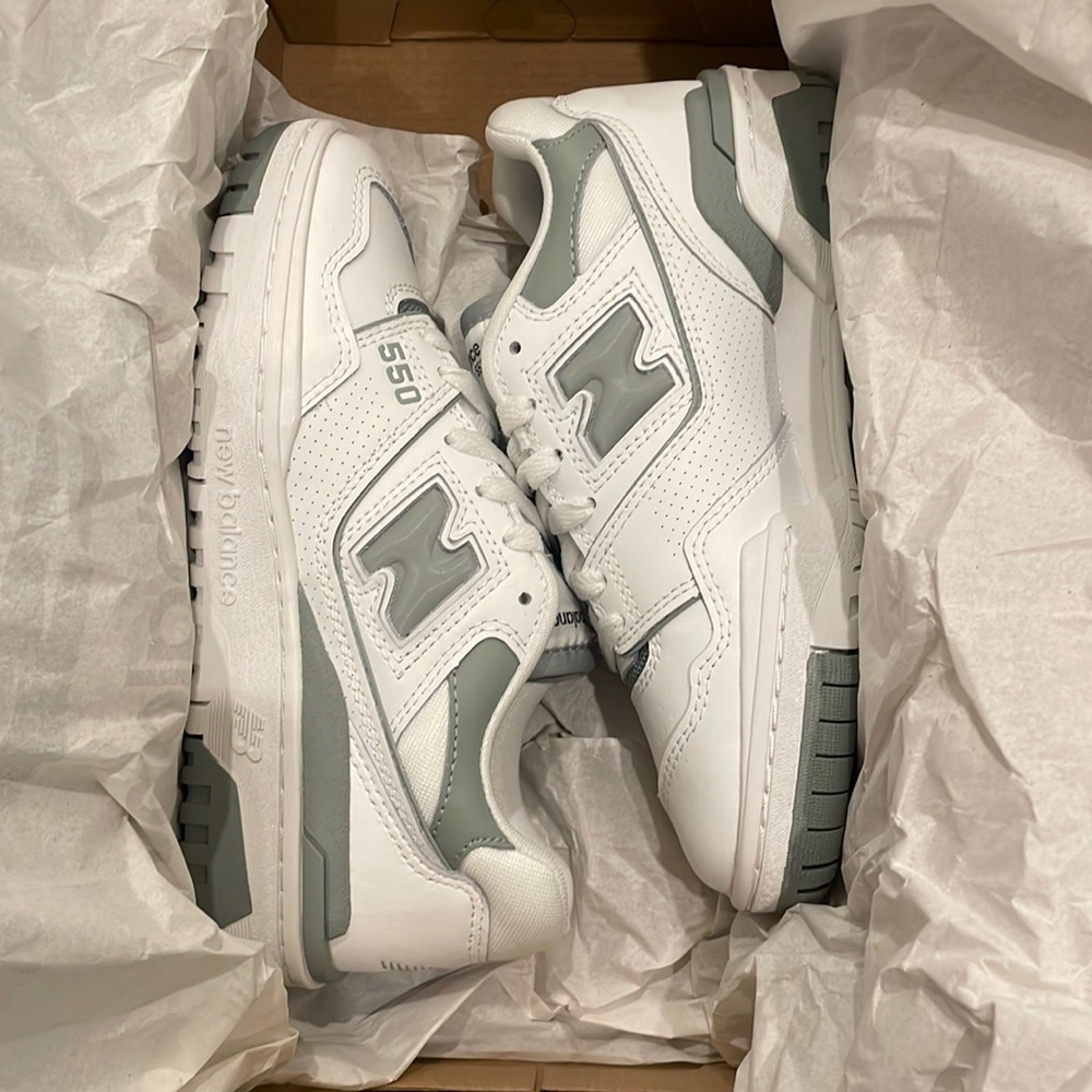 Women’s New Balance 550 in Juniper